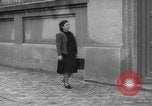 Immagine di Donna incinta Spagna, 1942, secondo 3 filmato di repertorio 65675048269