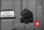 Immagine di Donna incinta Spagna, 1942, secondo 17 filmato di repertorio 65675048269