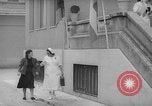 Immagine di Donna incinta Spagna, 1942, secondo 32 filmato di repertorio 65675048269