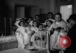Standbild Priester Spanien, 1942, aus Sekunde 18 historischem Filmmaterial Videoclip 65675048271