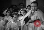 Standbild Priester Spanien, 1942, aus Sekunde 53 historischem Filmmaterial Videoclip 65675048271
