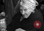 Immagine di Cucina comune Spagna, 1942, secondo 10 filmato di repertorio 65675048273