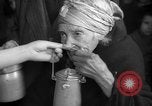 Immagine di Cucina comune Spagna, 1942, secondo 12 filmato di repertorio 65675048273