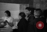 Immagine di Cucina comune Spagna, 1942, secondo 18 filmato di repertorio 65675048273