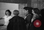 Immagine di Cucina comune Spagna, 1942, secondo 28 filmato di repertorio 65675048273