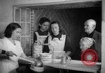 Immagine di Cucina comune Spagna, 1942, secondo 34 filmato di repertorio 65675048273