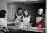Immagine di Cucina comune Spagna, 1942, secondo 37 filmato di repertorio 65675048273