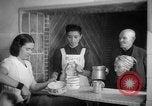 Immagine di Cucina comune Spagna, 1942, secondo 49 filmato di repertorio 65675048273
