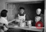 Immagine di Cucina comune Spagna, 1942, secondo 52 filmato di repertorio 65675048273