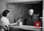 Immagine di Cucina comune Spagna, 1942, secondo 62 filmato di repertorio 65675048273