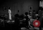 Image cuisine communale Barcelone Espagne, 1942, de la seconde 1 séquences d'archives historiques vidéo 65675048274
