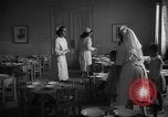 Image cuisine communale Barcelone Espagne, 1942, de la seconde 6 séquences d'archives historiques vidéo 65675048274