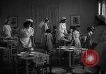 Image cuisine communale Barcelone Espagne, 1942, de la seconde 14 séquences d'archives historiques vidéo 65675048274
