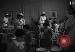 Image cuisine communale Barcelone Espagne, 1942, de la seconde 24 séquences d'archives historiques vidéo 65675048274