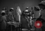 Image cuisine communale Barcelone Espagne, 1942, de la seconde 30 séquences d'archives historiques vidéo 65675048274