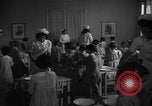 Image cuisine communale Barcelone Espagne, 1942, de la seconde 39 séquences d'archives historiques vidéo 65675048274