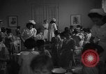 Image cuisine communale Barcelone Espagne, 1942, de la seconde 46 séquences d'archives historiques vidéo 65675048274