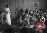 Image cuisine communale Barcelone Espagne, 1942, de la seconde 54 séquences d'archives historiques vidéo 65675048274