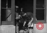 Image le pain est distribué aux travailleurs Barcelone Espagne, 1942, de la seconde 20 séquences d'archives historiques vidéo 65675048275