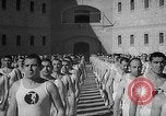 Image prisonniers s'engager dans des activités sportives officielles Valence Espagne, 1942, de la seconde 35 séquences d'archives historiques vidéo 65675048277