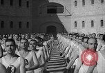 Image prisonniers s'engager dans des activités sportives officielles Valence Espagne, 1942, de la seconde 36 séquences d'archives historiques vidéo 65675048277