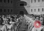 Image prisonniers s'engager dans des activités sportives officielles Valence Espagne, 1942, de la seconde 37 séquences d'archives historiques vidéo 65675048277