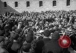 Standbild Gefangenen Valencia Spanien, 1942, aus Sekunde 19 historischem Filmmaterial Videoclip 65675048278