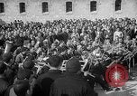 Standbild Gefangenen Valencia Spanien, 1942, aus Sekunde 22 historischem Filmmaterial Videoclip 65675048278