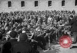 Standbild Gefangenen Valencia Spanien, 1942, aus Sekunde 25 historischem Filmmaterial Videoclip 65675048278