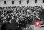 Standbild Gefangenen Valencia Spanien, 1942, aus Sekunde 26 historischem Filmmaterial Videoclip 65675048278