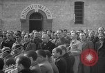 Standbild Gefangenen Valencia Spanien, 1942, aus Sekunde 47 historischem Filmmaterial Videoclip 65675048278