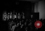 Image espagnol prisonniers politiques de donner une pièce de théâtre dans le théâtre Valence Espagne, 1942, de la seconde 1 séquences d'archives historiques vidéo 65675048279