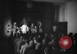 Image espagnol prisonniers politiques de donner une pièce de théâtre dans le théâtre Valence Espagne, 1942, de la seconde 6 séquences d'archives historiques vidéo 65675048279