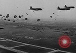 Standbild Fallschirmjäger New York United States USA, 1946, aus Sekunde 44 historischem Filmmaterial Videoclip 65675048281