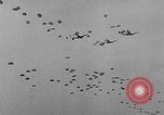 Standbild Fallschirmjäger New York United States USA, 1946, aus Sekunde 46 historischem Filmmaterial Videoclip 65675048281