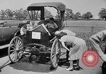 Standbild Antique Automobile pageant Mineola New York USA, 1946, aus Sekunde 5 historischem Filmmaterial Videoclip 65675048282