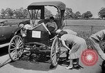 Standbild Antique Automobile pageant Mineola New York USA, 1946, aus Sekunde 6 historischem Filmmaterial Videoclip 65675048282