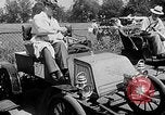 Standbild Antique Automobile pageant Mineola New York USA, 1946, aus Sekunde 10 historischem Filmmaterial Videoclip 65675048282