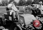 Standbild Antique Automobile pageant Mineola New York USA, 1946, aus Sekunde 11 historischem Filmmaterial Videoclip 65675048282