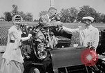 Standbild Antique Automobile pageant Mineola New York USA, 1946, aus Sekunde 29 historischem Filmmaterial Videoclip 65675048282