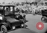 Standbild Antique Automobile pageant Mineola New York USA, 1946, aus Sekunde 44 historischem Filmmaterial Videoclip 65675048282