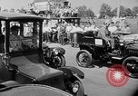 Standbild Antique Automobile pageant Mineola New York USA, 1946, aus Sekunde 45 historischem Filmmaterial Videoclip 65675048282