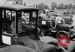 Standbild Antique Automobile pageant Mineola New York USA, 1946, aus Sekunde 46 historischem Filmmaterial Videoclip 65675048282