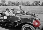 Standbild Antique Automobile pageant Mineola New York USA, 1946, aus Sekunde 51 historischem Filmmaterial Videoclip 65675048282
