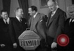 Standbild J Arthur Rank New York United States USA, 1950, aus Sekunde 32 historischem Filmmaterial Videoclip 65675048285