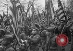 Standbild anti-kommunistischen Loyalität Parade auf der Fifth Avenue New York City USA, 1950, aus Sekunde 53 historischem Filmmaterial Videoclip 65675048288