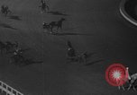 Standbild Trabrennen Yonkers New York USA, 1950, aus Sekunde 8 historischem Filmmaterial Videoclip 65675048290
