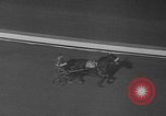 Standbild Trabrennen Yonkers New York USA, 1950, aus Sekunde 48 historischem Filmmaterial Videoclip 65675048290