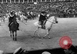Standbild Stierkampf Sevilla Spanien, 1950, aus Sekunde 9 historischem Filmmaterial Videoclip 65675048291