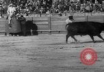 Standbild Stierkampf Sevilla Spanien, 1950, aus Sekunde 31 historischem Filmmaterial Videoclip 65675048291